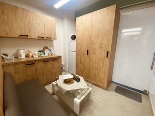 Продам приміщення 88м2 з ремонтом та орендарем в ТЦ Мега-Сіті