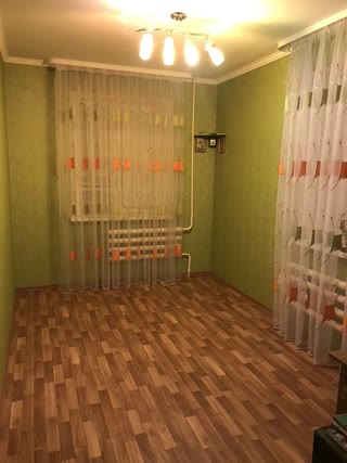 Продам квартиру двокімнатну