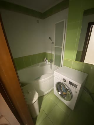 Продам 3-к квартиру по вул.Малишка,  метро Чернігівська