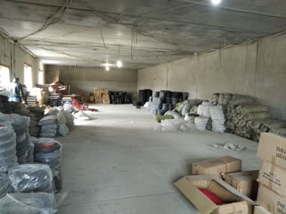 Продам або здам в оренду виробничі приміщення в районі аеропорту