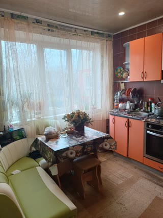 Продам добротный дом МЕРЕФА