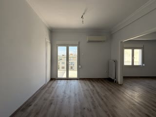 Квартира 70 м²