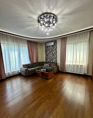 5-room private house for rent in Isan