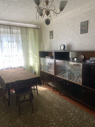 Продам 4к квартиру на Залютино