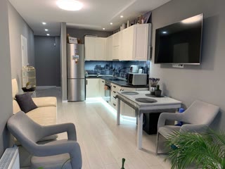 Продаж 2к квартири з ремонтом, вул.Драгоманова, Позняки