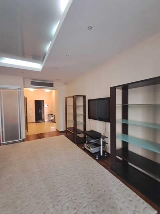 For Sale 2-room Apartment near Sumskyi Market, Center