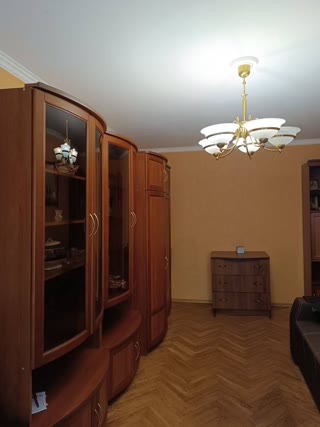 Продається 2к квартира, вул. Євгена Коновальця, метро Палац Україна