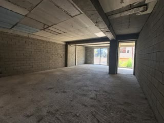 Universal commercial space for sale in Didi Dighomi