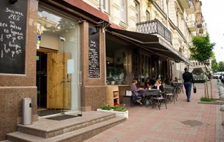 Продаж магазину на Антоновича. М. Льва Толстого