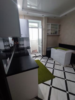 Продам 1к квартиру Центральний Ринок, Локомотив