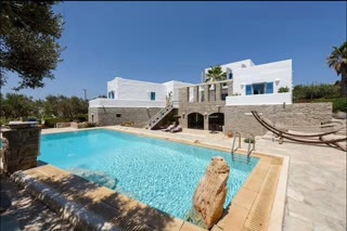 648 m² Villa