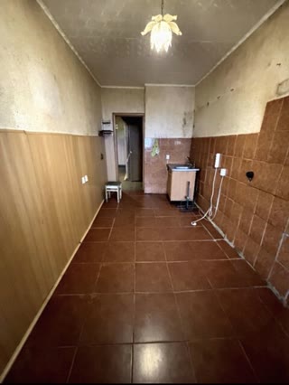 Продаж 2-кімнатної квартири біля метро Звіринецька