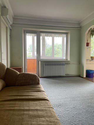 Продаж 2-кімнатної квартири біля метро Дарниця