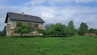 Продаж будинку з земельною ділянкою в Меденичах