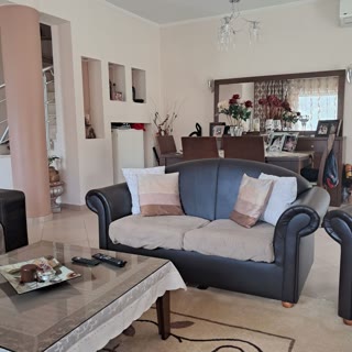 170 m² Maisonette