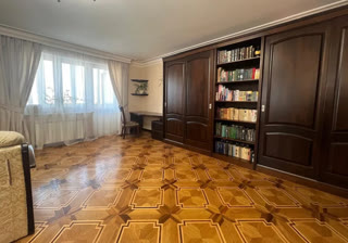 Продаж елітної 3к квартири 132 м² у житловому комплексі «Абрикос» на Позняках
