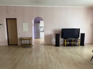 Продаж 3-кімнатної квартири, Печерськ