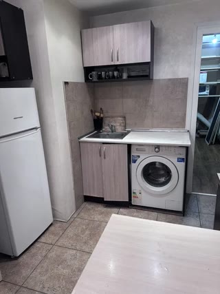 Sale of a 1-room apartment in the Center of Kyiv near Klovska metro