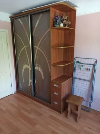 Продам гостинку на Одесській