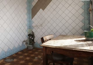 Продаж 4к квартири 75 кв. м на вул. Миропільська