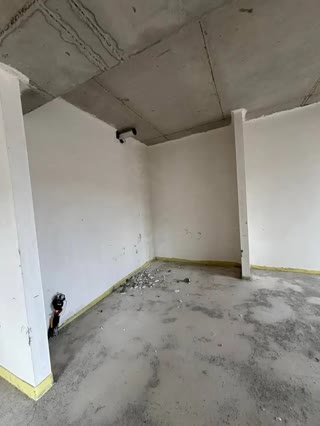 Продается 3-комнатная квартира в Сабуртало