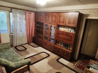 Продається 2-кімнатна квартира, Бульвар Верховної Ради