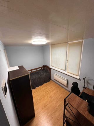 Продаж 3-кімнатної квартири на Дарницькій площі