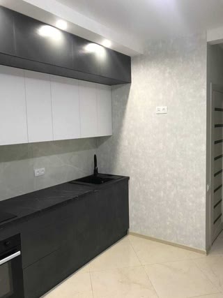Продам 2-х кімнатну квартиру на Гагаріна
