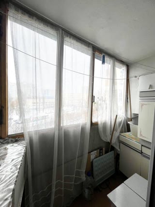 Продаж 1-кімнатної квартири на Теремках біля метро Іподром