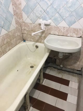 Продам 1 кімнатну квартиру м. Спортивна