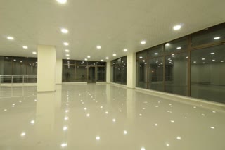 For Sale: 588 sq.m. High-Visibility Commercial Facility in Bagrationi District