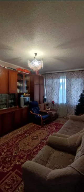 Продам 3к кв. недалеко от метро Холодна Гора