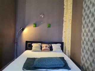 Продається видова квартира студія, Берестейська, посольство США