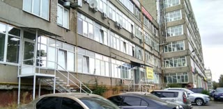 здам на червоній лінії приміщення в оренду 160 кв