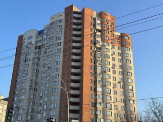 Продається 3 кім. квартира 105 м2 Голосіївський район