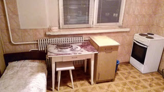 Продається 2 кімнатна квартира 54 кв біля м. Захисників України, Кінний ринок