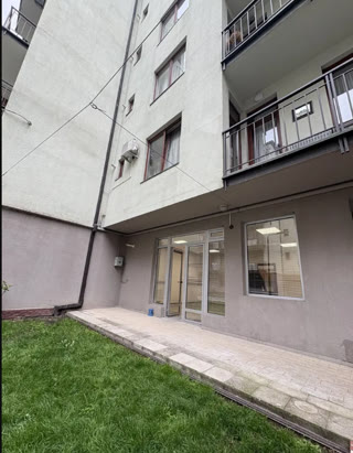 Commercial office space for rent in Vake