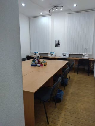 ПРОДАЮ приміщення 65 м2, 1 поверх, окремий вхід. вул. Б. Хмельницького