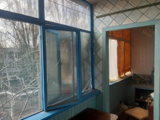 Продам 4хкомнатну квартир