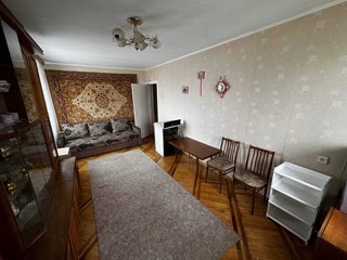 Продаж 3-кімнатної квартири на Відрадному