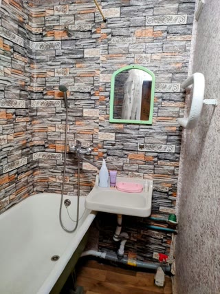 Продається 3-х кімнатна квартира, метро Оболонь