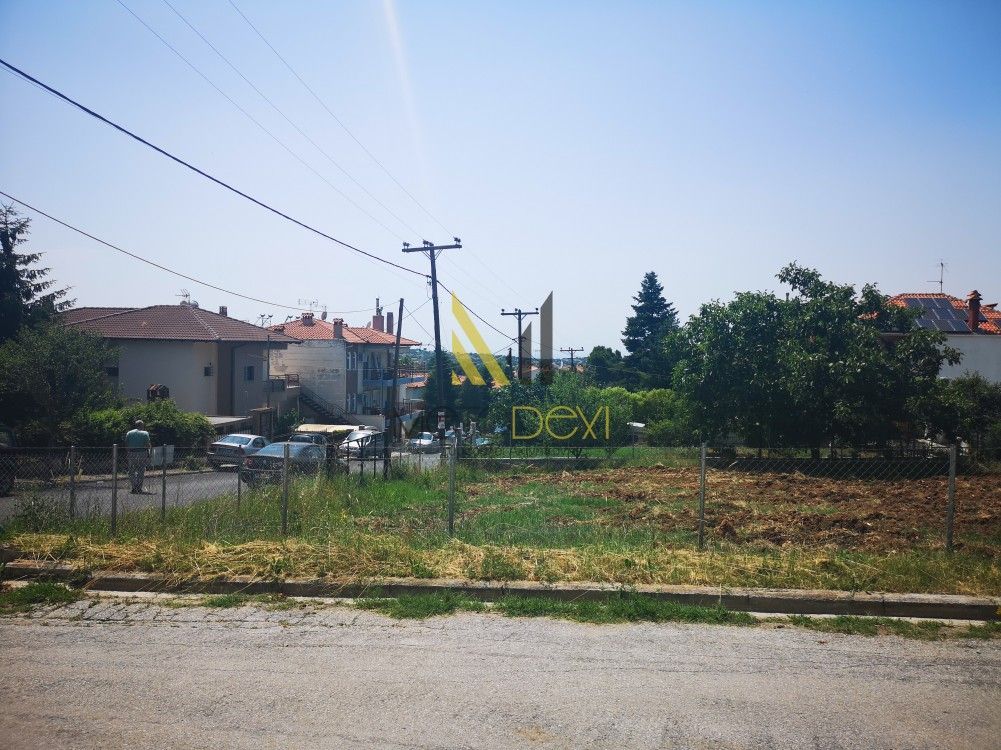 685 m² Plot