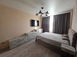 Продаж 1-кімнатної квартири біля парку Партизанської Слави та метро Червоний Хутір!