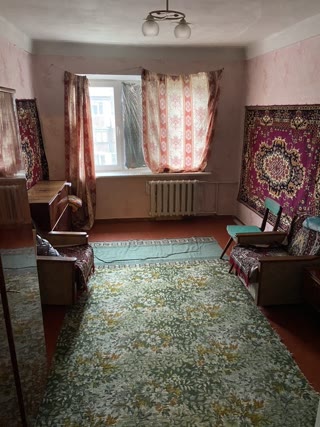 Продаж 2-кімнатної квартири на Воскресенці