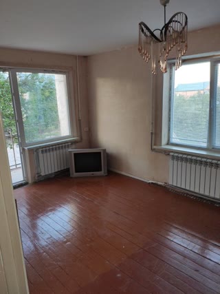 Продам 2х кімнатну квартиру