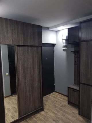 ქირავდება 4 ოთახიანი ბინა ბათუმში