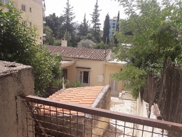 Οικόπεδο 640τ.μ.