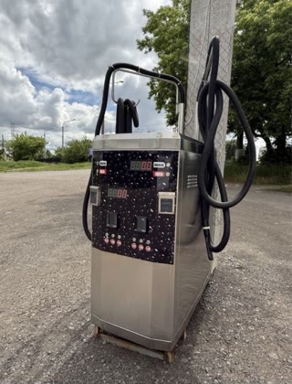 Продаж приміщення під ваш автобізнес на 6 боксів + шиномонтаж + кафе! м Київська