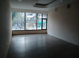 Universal commercial space for rent in Vake