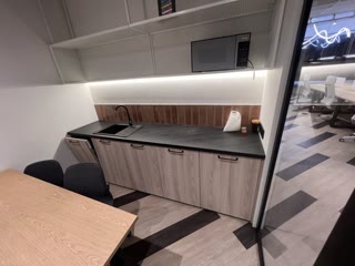 Оренда Офіс 160 м2 БЦ Карнегі. м.Кловська